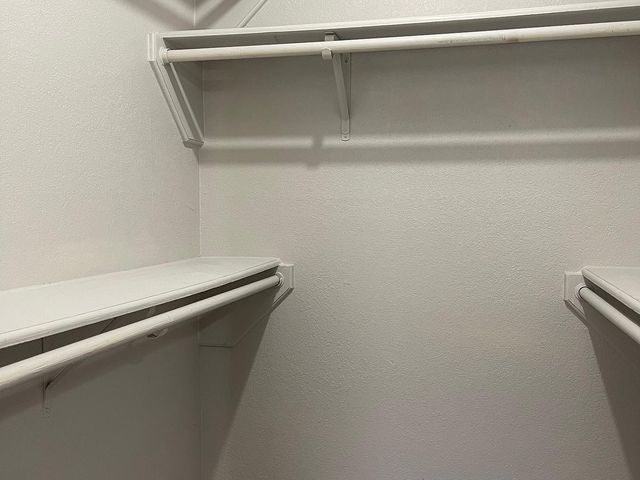 6715 Crestmont Court 6715, Fort Worth, TX 76133