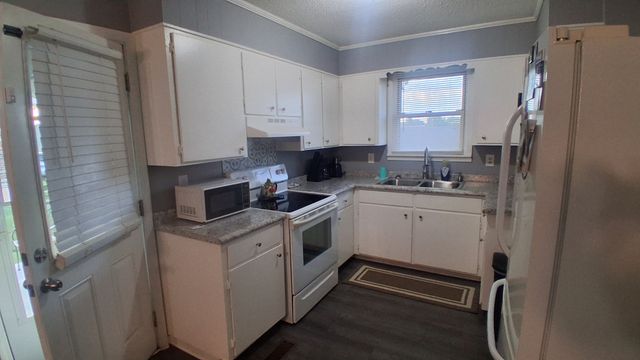 1036 Silver Creek Rd, Lewisburg, TN 37091