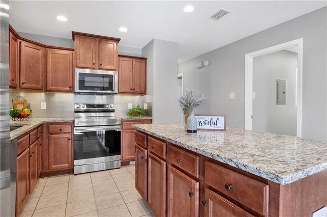 3411 Spring Meadow E Drive, Mobile, AL 36695