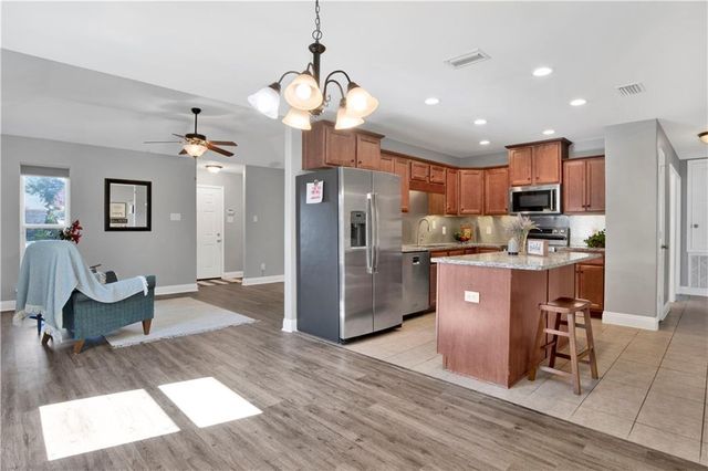 3411 Spring Meadow E Drive, Mobile, AL 36695