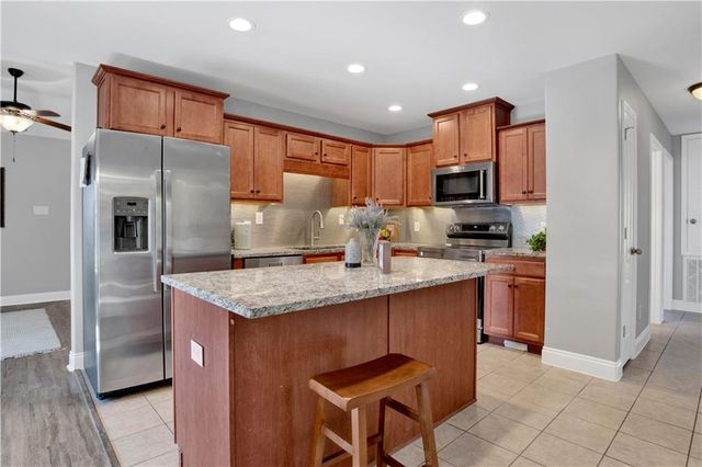 3411 Spring Meadow E Drive, Mobile, AL 36695