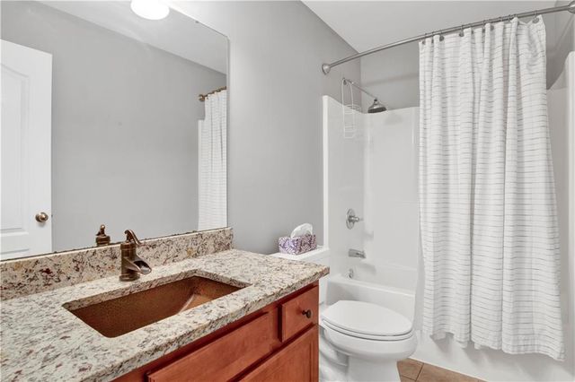 3411 Spring Meadow E Drive, Mobile, AL 36695