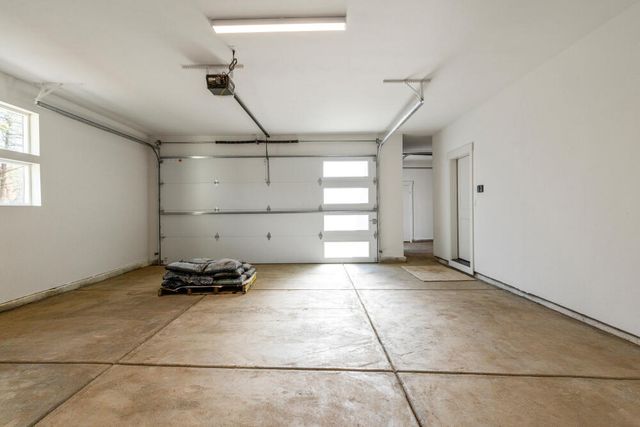 1216 Vine Maple Drive, Klamath Falls, OR 97601