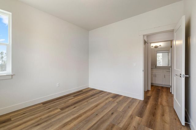 1216 Vine Maple Drive, Klamath Falls, OR 97601