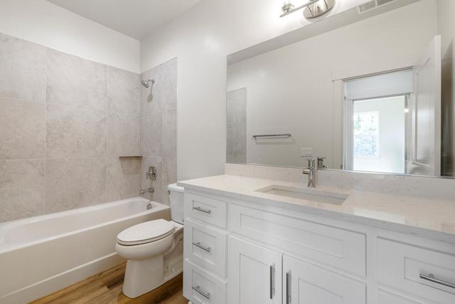 1216 Vine Maple Drive, Klamath Falls, OR 97601