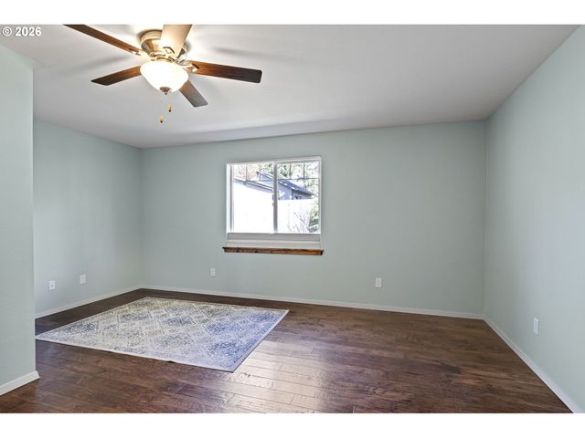 1155 12TH Ct Se, Bandon, OR 97411