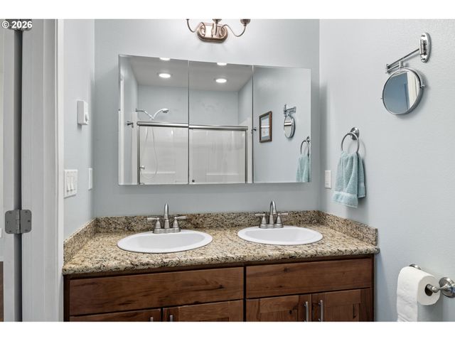 1155 12TH Ct Se, Bandon, OR 97411