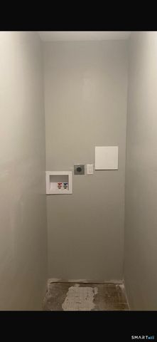 142 Chestnut Avenue, Waterbury, CT 06710