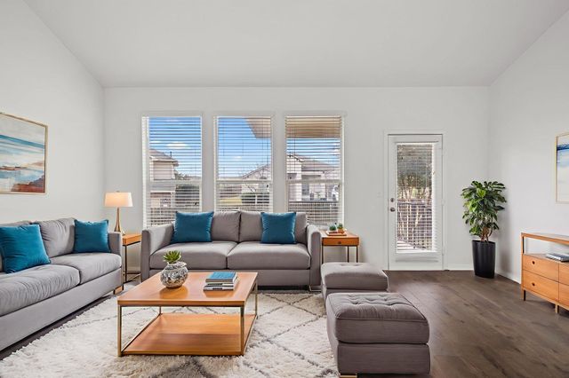 10906 Bruneau TRL, Austin, TX 78754