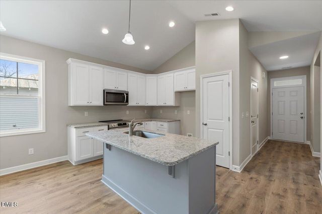 271 Mcneil Circle, Dunn, NC 28334