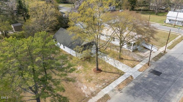 271 Mcneil Circle, Dunn, NC 28334