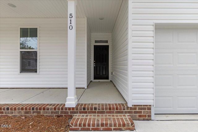 271 Mcneil Circle, Dunn, NC 28334