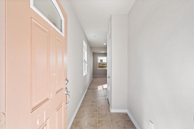 1375 Mixander Way, La Porte, TX 77571