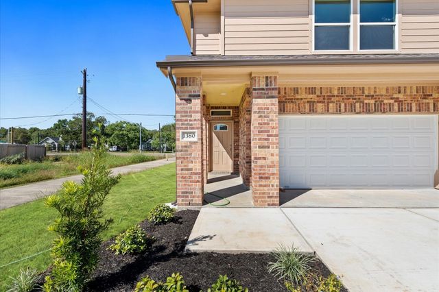 1375 Mixander Way, La Porte, TX 77571