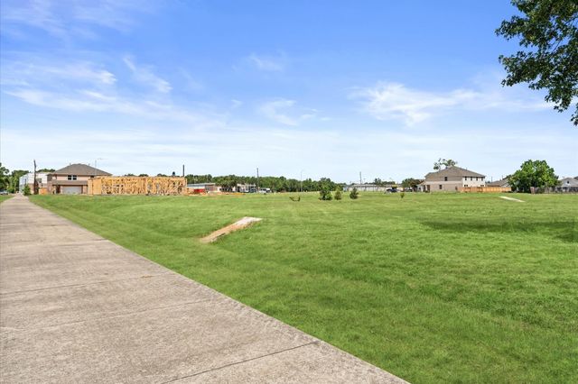 1375 Mixander Way, La Porte, TX 77571