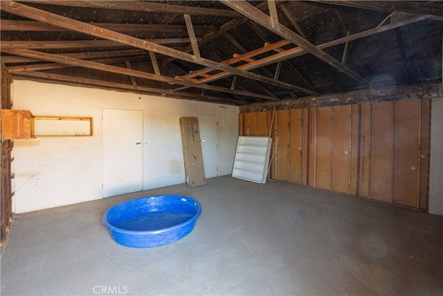 9888 6th, Victorville, CA 92392