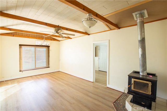 9888 6th, Victorville, CA 92392