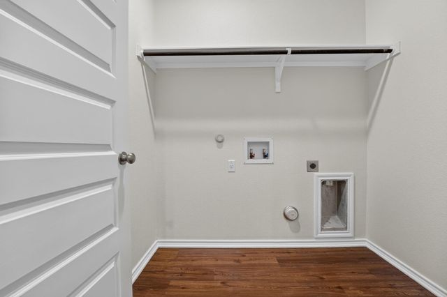 8107 Cottage Rose DR, Austin, TX 78744