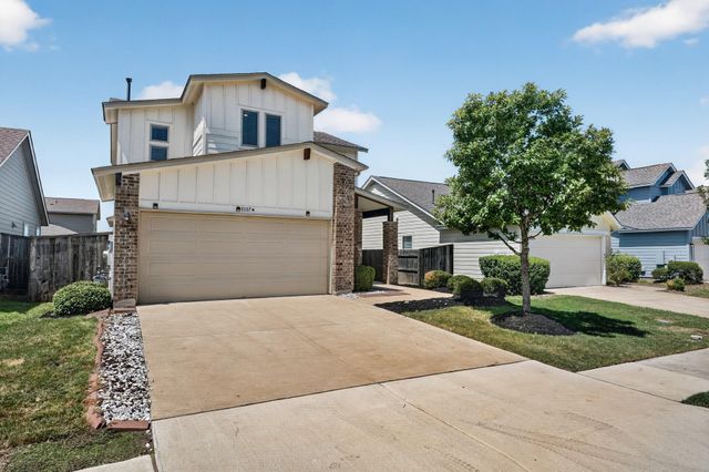 8107 Cottage Rose DR, Austin, TX 78744