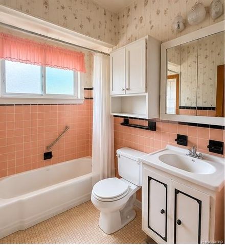 22095 David Avenue, Eastpointe, MI 48021