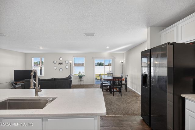 804 CAMERON OAKS PL, Middleburg, FL 32068