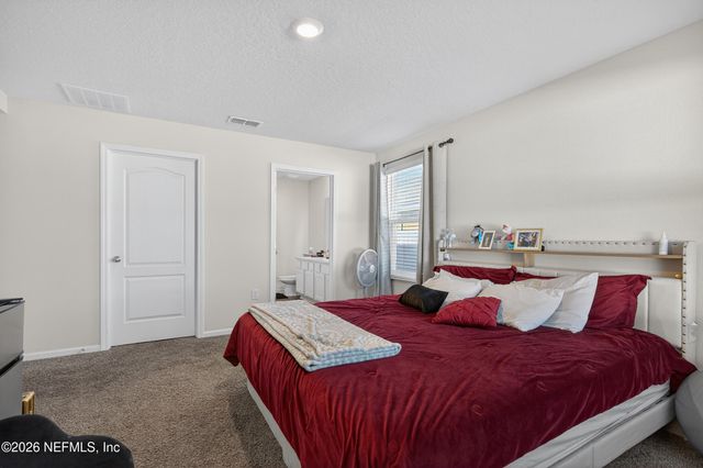 804 CAMERON OAKS PL, Middleburg, FL 32068