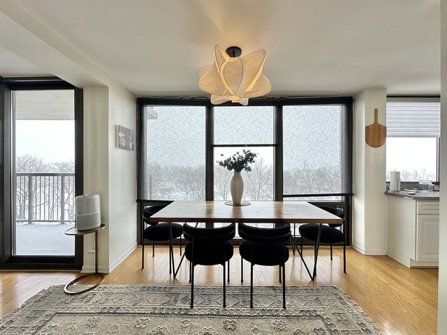 6701 S Crandon Avenue 8B, Chicago, IL 60649