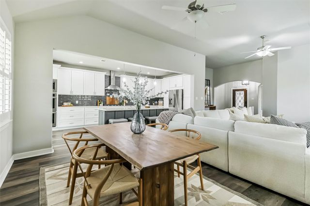 13043 Avery Ridge Lane, Tomball, TX 77377