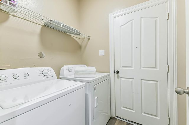 13043 Avery Ridge Lane, Tomball, TX 77377