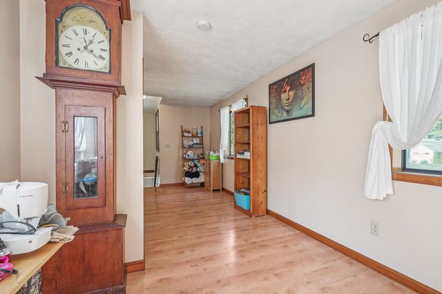2 Country Pond Road, Kingston, NH 03848