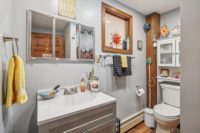 2 Country Pond Road, Kingston, NH 03848
