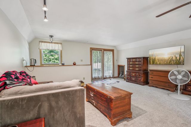 2 Country Pond Road, Kingston, NH 03848
