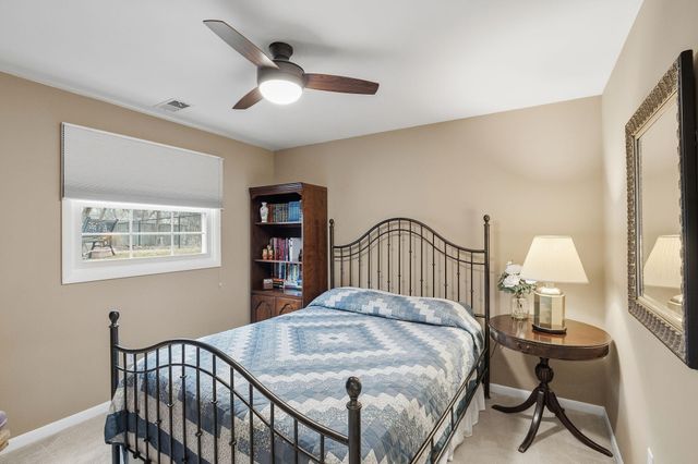 9000 Chestnut Lane, Munster, IN 46321