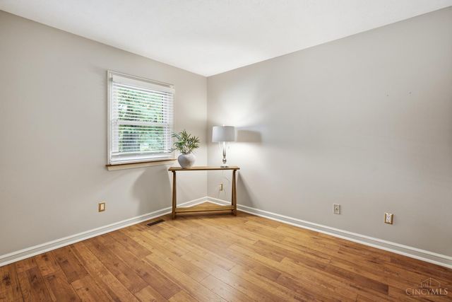 3595 Far Hills Avenue, Kettering, OH 45429