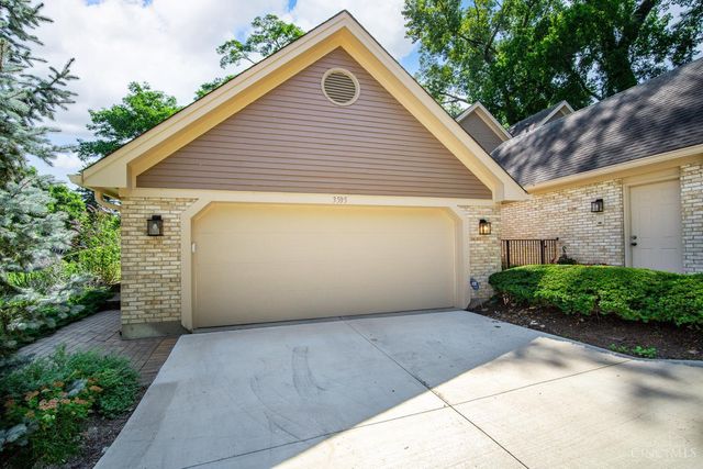 3595 Far Hills Avenue, Kettering, OH 45429