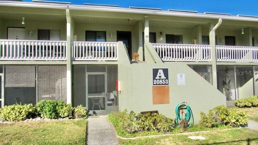20853 HAULOVER COVE A8, Lutz, FL 33558