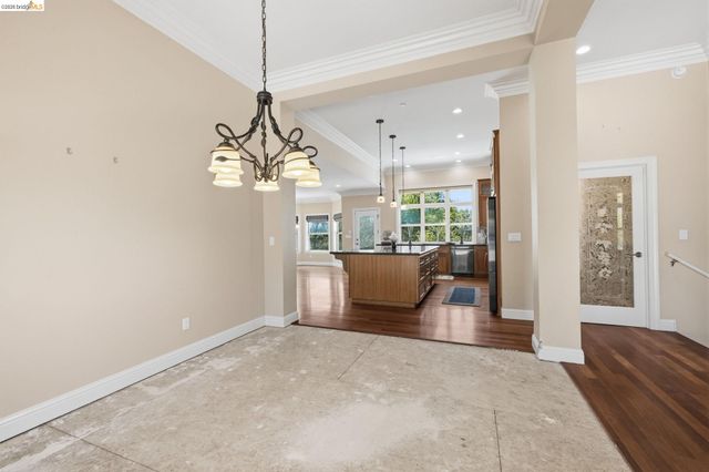 16464 Crestridge Ave, Sonora, CA 95370