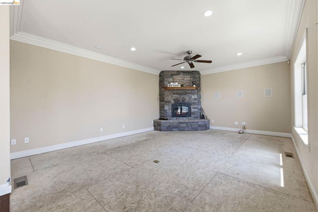 16464 Crestridge Ave, Sonora, CA 95370