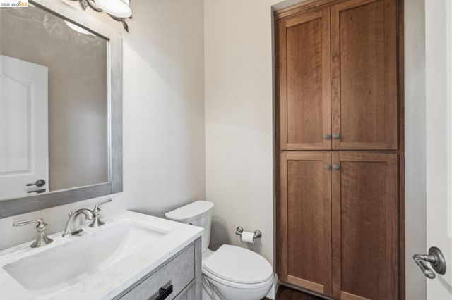 16464 Crestridge Ave, Sonora, CA 95370