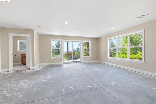 16464 Crestridge Ave, Sonora, CA 95370
