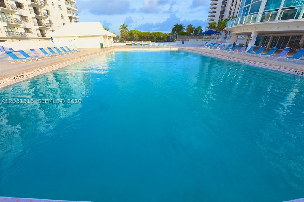 Image 11 of property listing at 5445 Collins Ave P2, Miami Beach, FL 33140