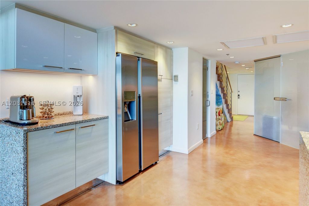 Image 27 of property listing at 5445 Collins Ave P2, Miami Beach, FL 33140