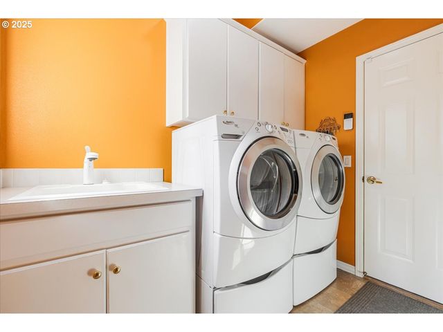 8336 Sw 187TH Ave, Beaverton, OR 97007