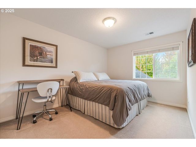 8336 Sw 187TH Ave, Beaverton, OR 97007