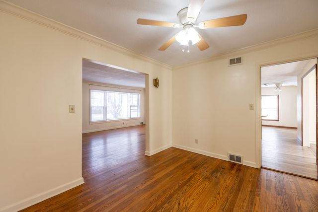 1036 E Linwood Terrace, Springfield, MO 65807