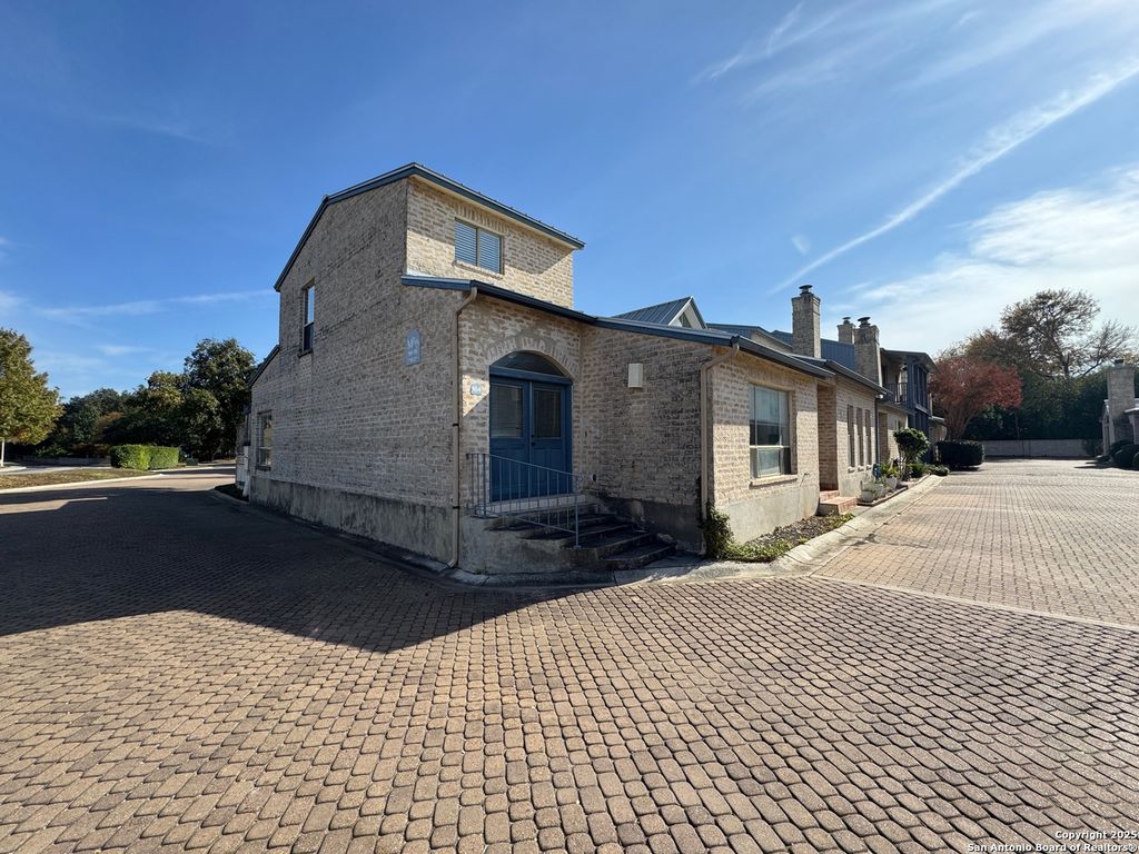 164 Oakwell Farms, San Antonio, TX 78218