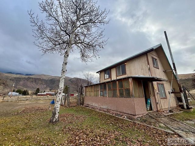 168 Redwood Road, Salmon, ID 83467