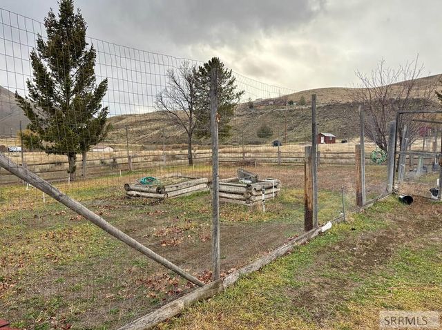 168 Redwood Road, Salmon, ID 83467