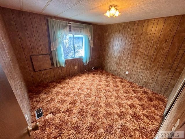 168 Redwood Road, Salmon, ID 83467