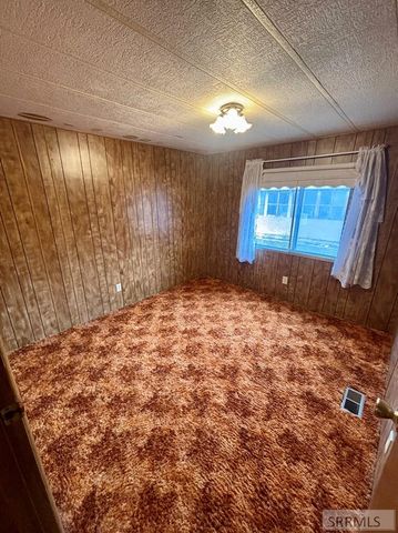 168 Redwood Road, Salmon, ID 83467